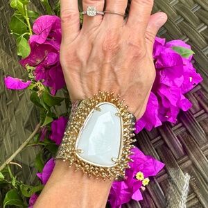Kendra Scott Vintage Lande Cuff ~ GLAM!